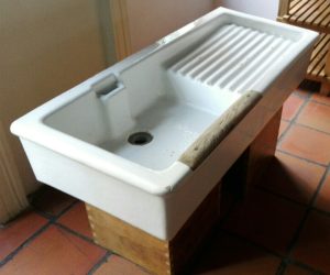 Early 20th century washbasin